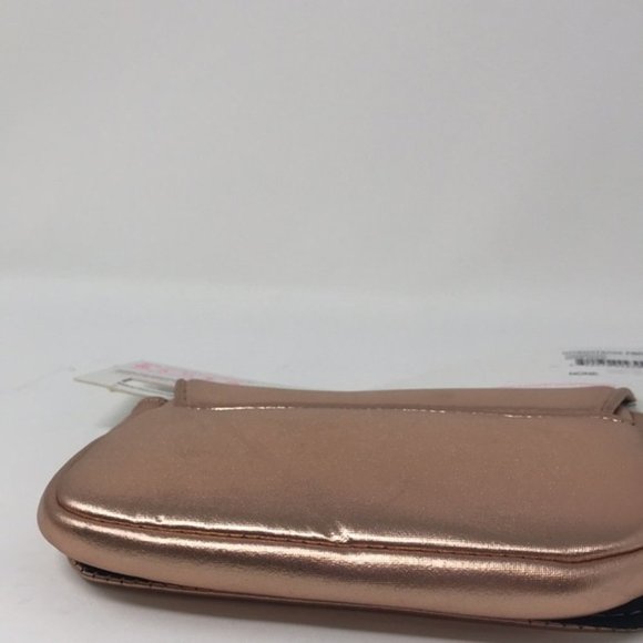 Mytagalongs Charger And Cord Case - Picture 6 of 7